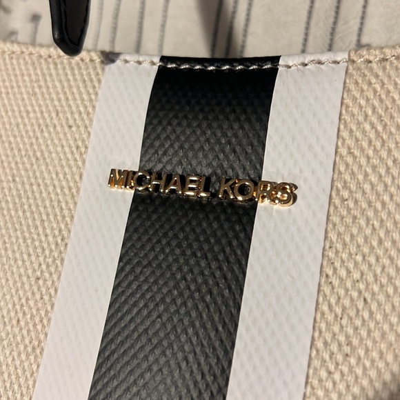 New never worn - Picture 3 of 7